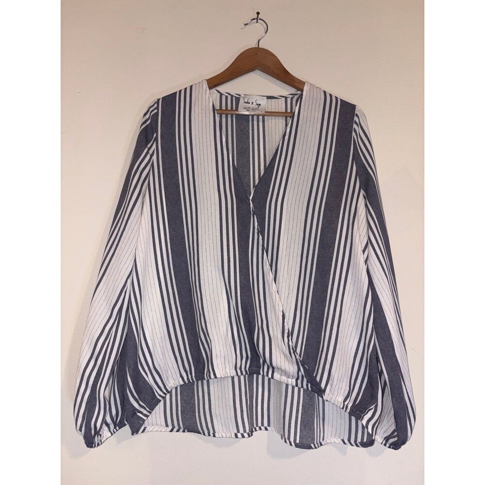 Sadie and Sage Navy and White Boho Shirt - Size Large